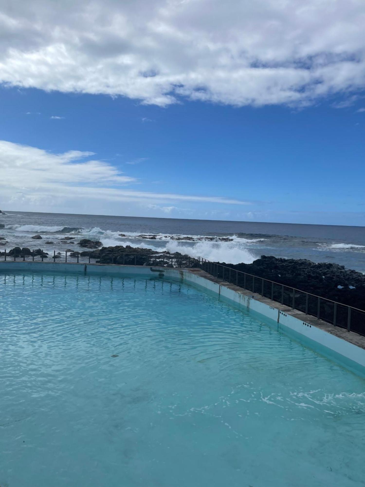 サン・ジョゼフ Adenora Bed & Breakfast エクステリア 写真